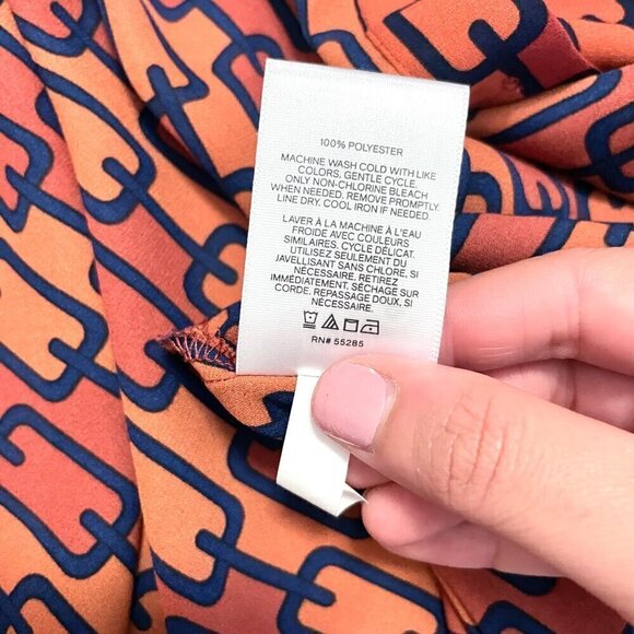 Express Orange Geometric Print Long-Sleeve Button-Front Top Women’s Size M - Picture 5 of 6